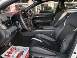 تۆیۆتا کامری